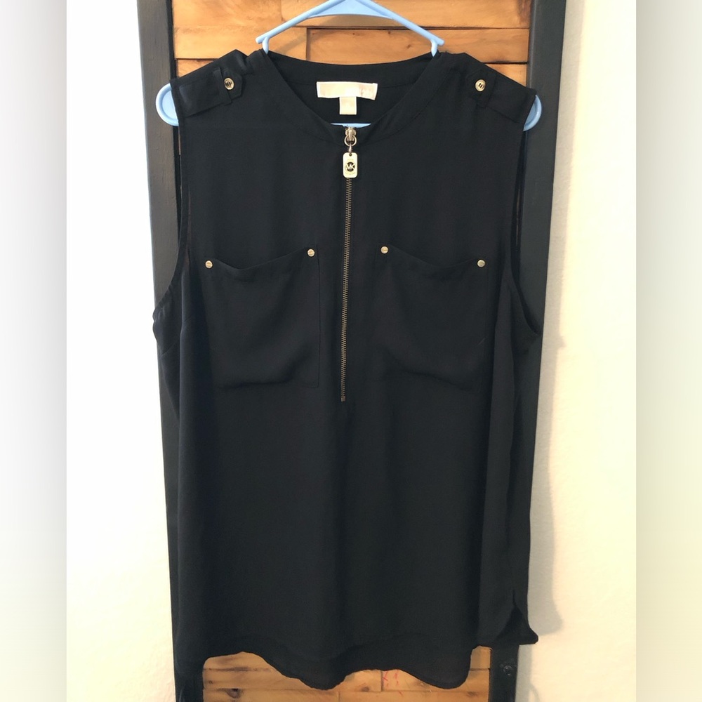 Michael Kors High To Low Top